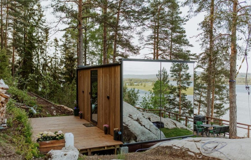 WonderInn Mirrored Glass Cabin